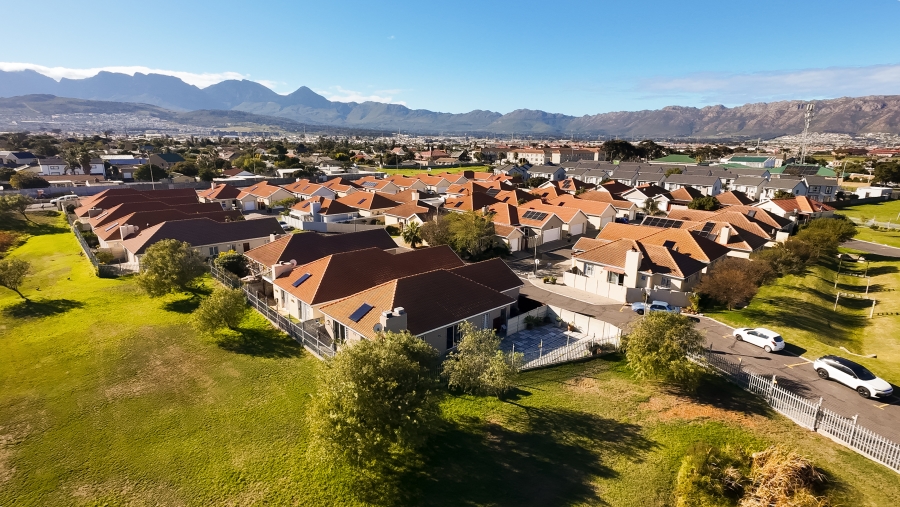 3 Bedroom Property for Sale in Onverwacht Western Cape